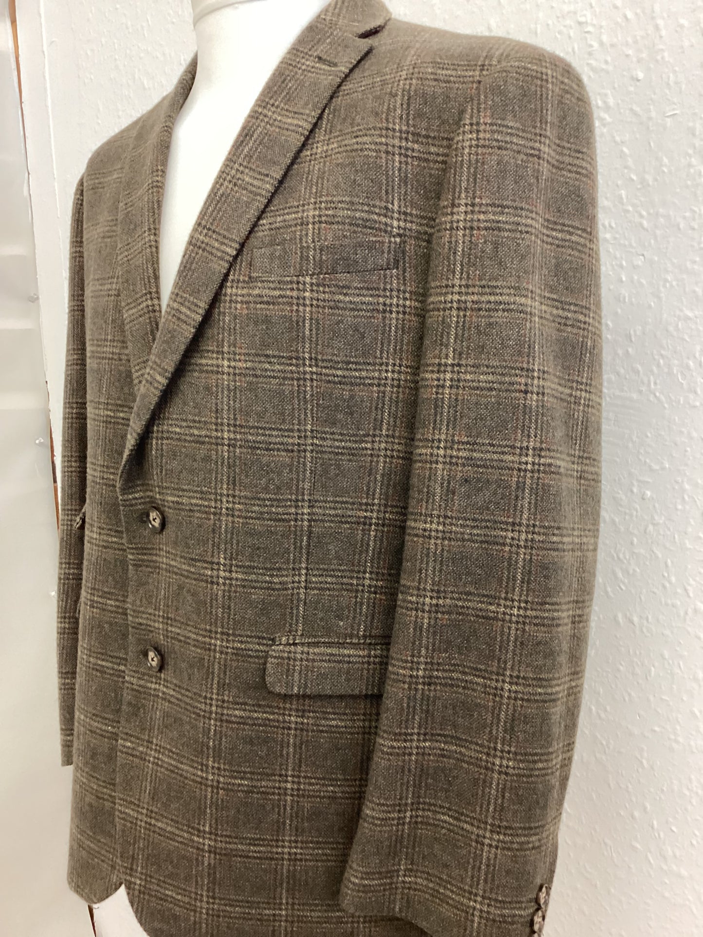 Fellini Tailored Jacket Brown with Black and Beige checks, 42 inch chest, 24 inch sleeve