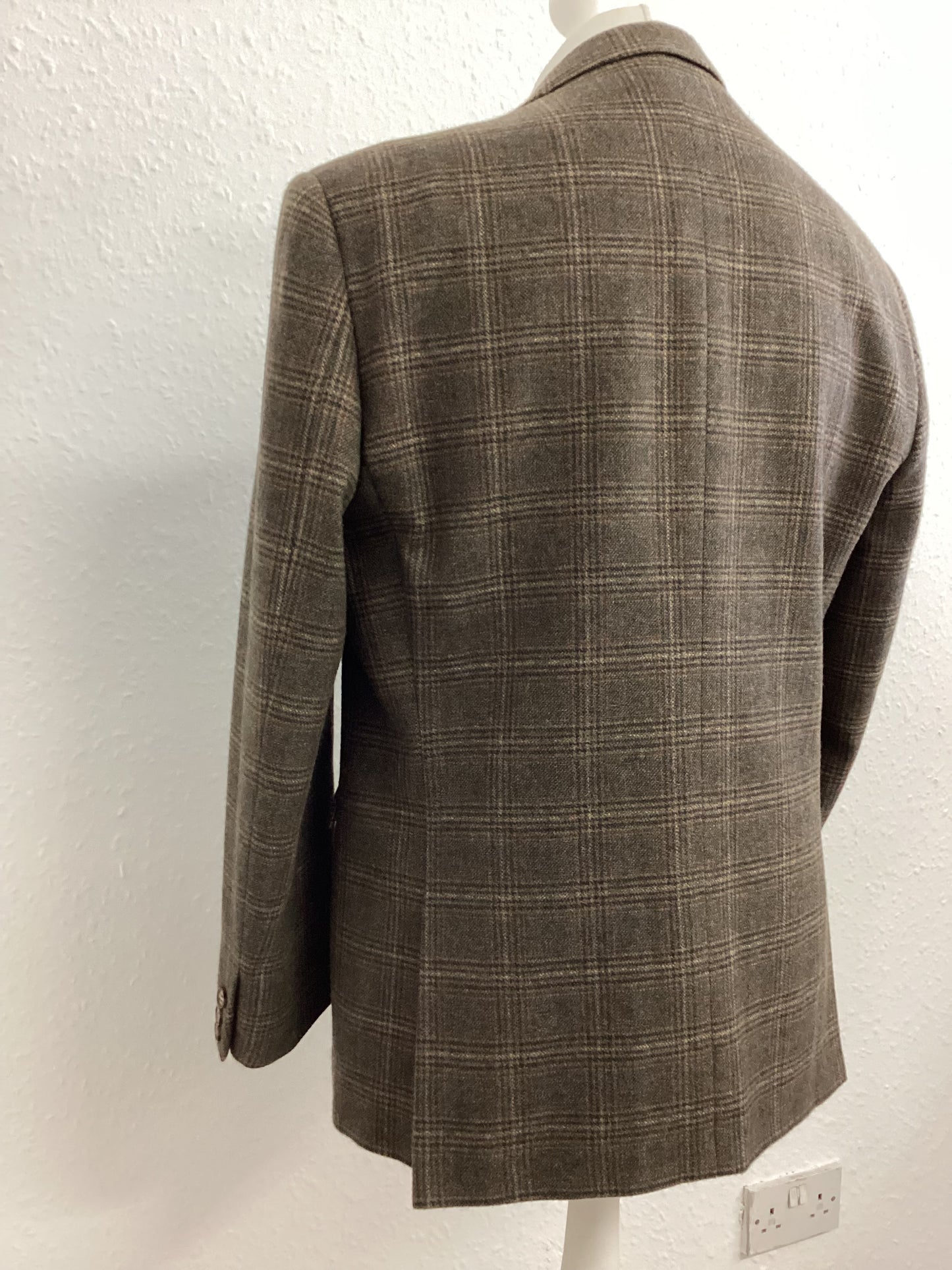 Fellini Tailored Jacket Brown with Black and Beige checks, 42 inch chest, 24 inch sleeve