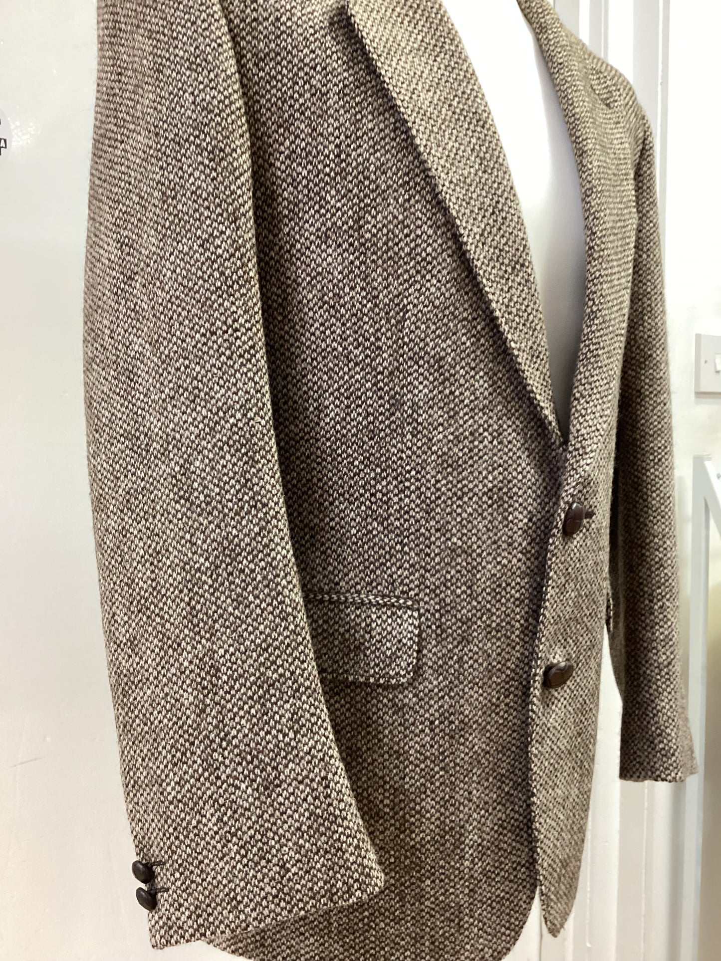 Harris Tweed Pitlochry Homespun Brown and Beige Design Jacket, With Leather Buttons, 40” Chest