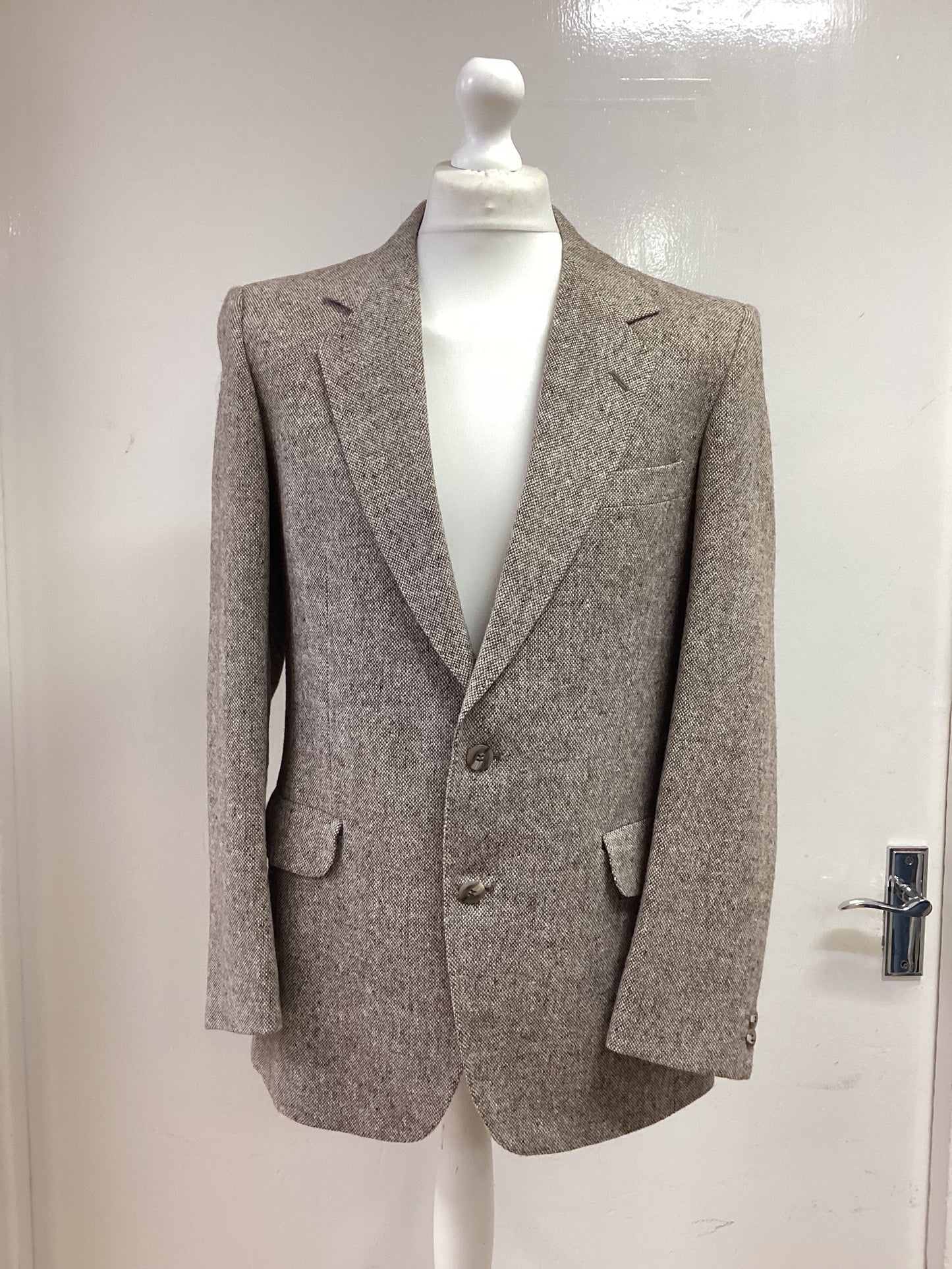 Donegal Tweed Magee Handwoven, Beige with Brown Flecks Lightweight Jacket, 42” Chest