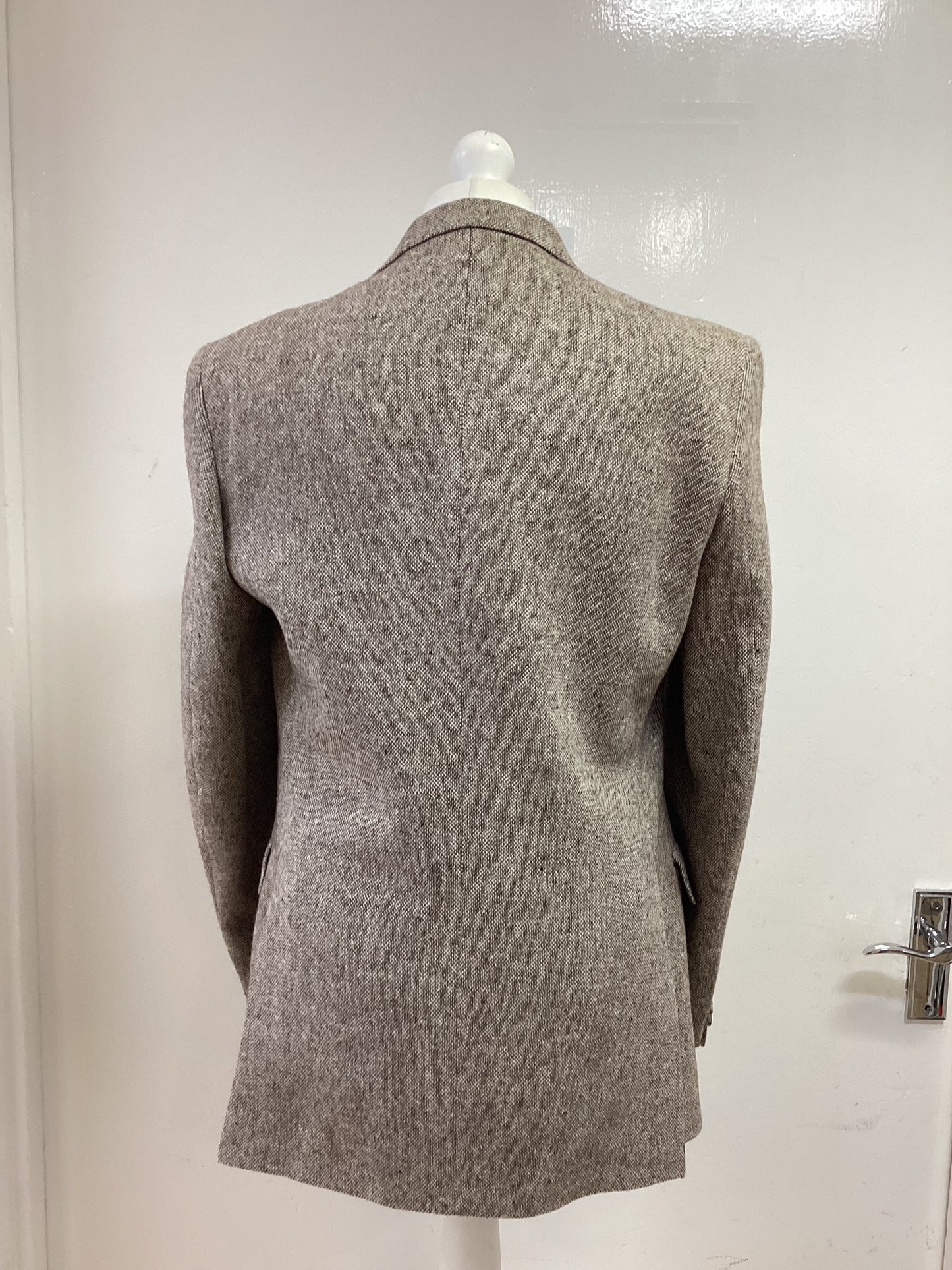 Donegal Tweed Magee Handwoven, Beige with Brown Flecks Lightweight Jacket, 42” Chest