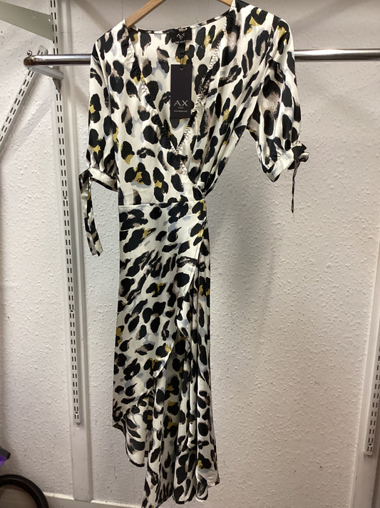 BNWT AX Paris Cream/Black/Brown Animal Print Wrap Dress Size 12
