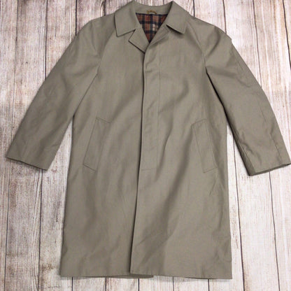 Yaffy Scotland Beige Shower Resistant Trench Coat Size Ch44" (approx.)