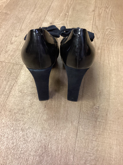 Carvela Black Patent Leather Heels Size 6
