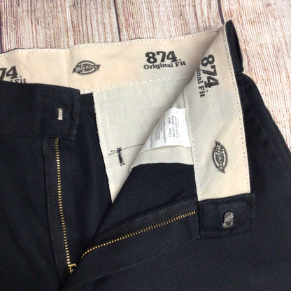 Dickies Black 874 Original Fit Trousers Size W32 (approx.)