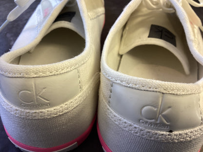 Calvin Klein Retro Low Women’s White & Pink Sneakers Size 5