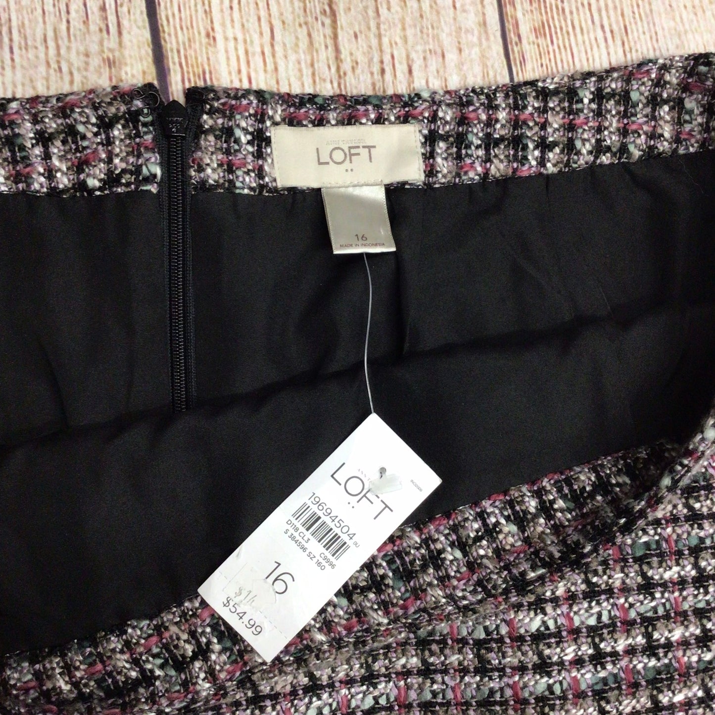 BNWT Loft Black & Pink Multi Skirt Size 16