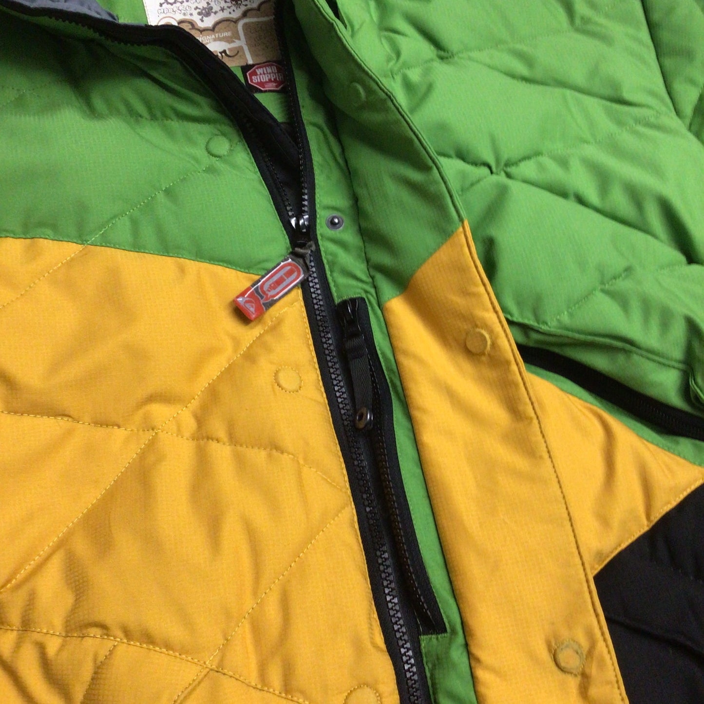 Quiksilver Candide Green, Yellow, Black 80% Down Ski Jacket Size L