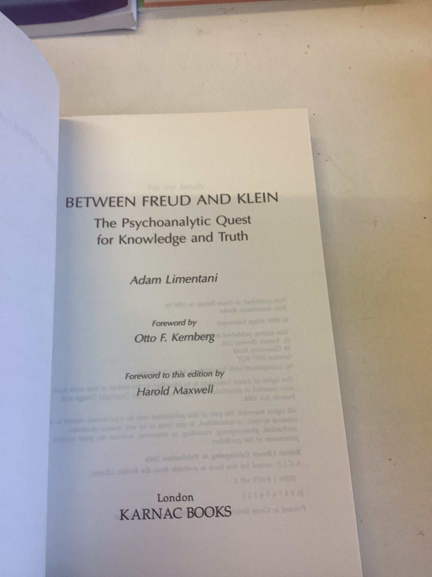 Between Freud and Klein The Psychoanalytic Quest  Adam Limentani