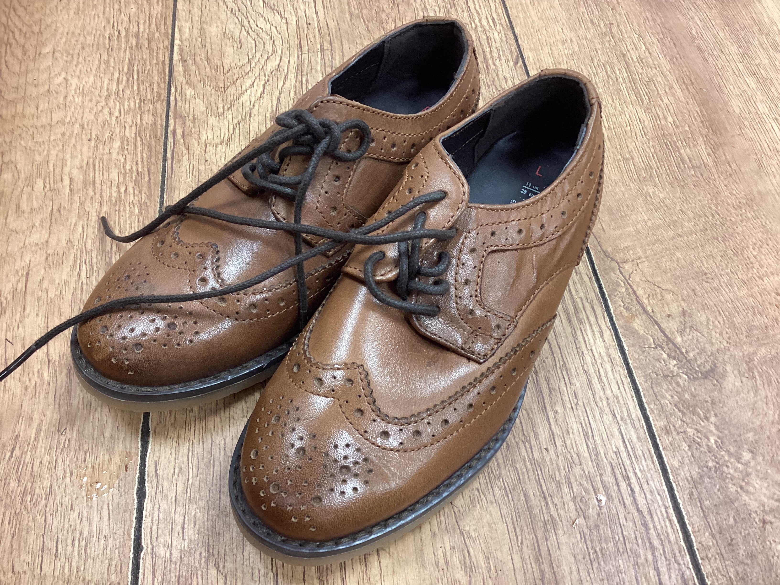 M&s tan shoes deals