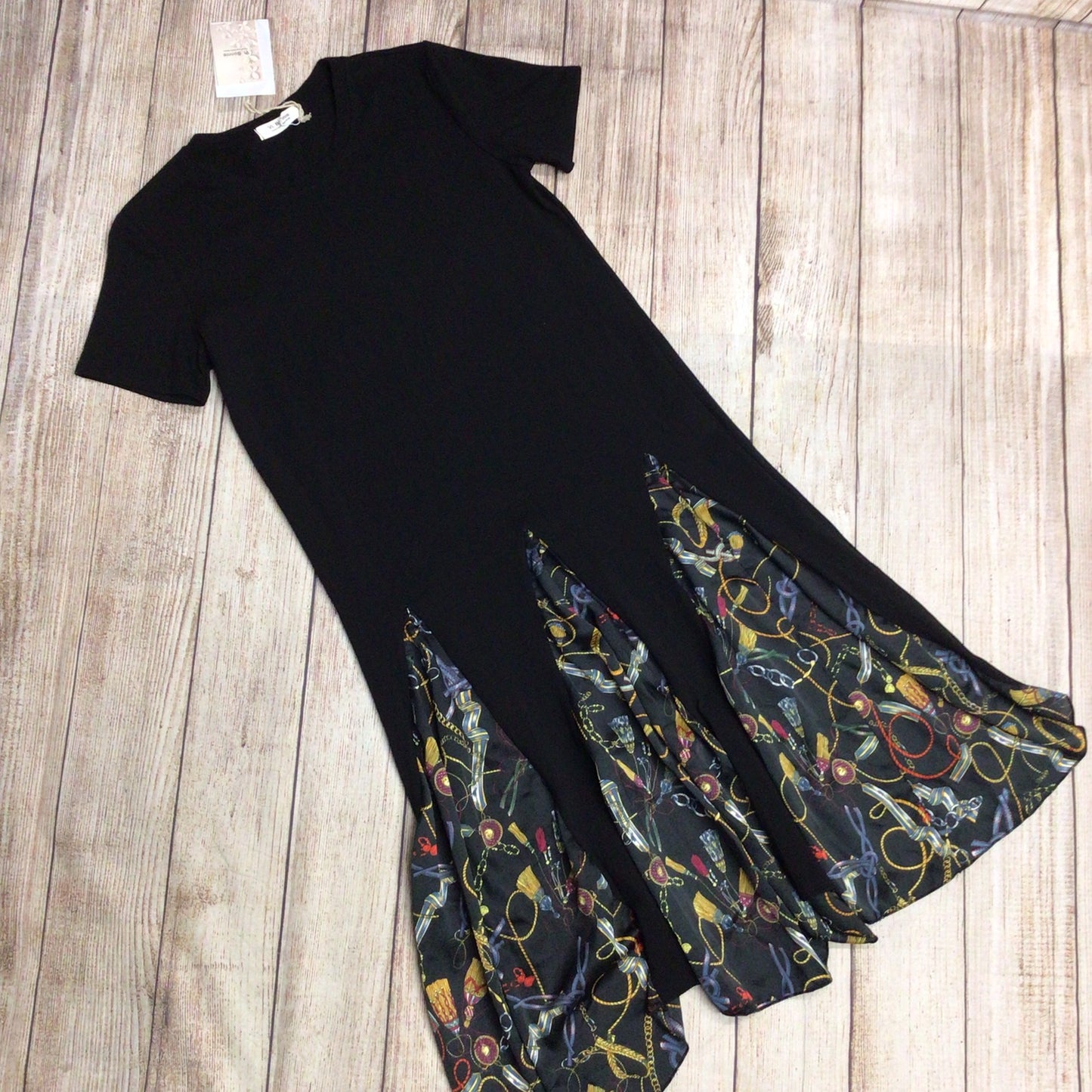 BNWT Vi.Bonnie Black T Shirt Dress w/Chain Print Floaty Hem Size Ch36" (approx.)