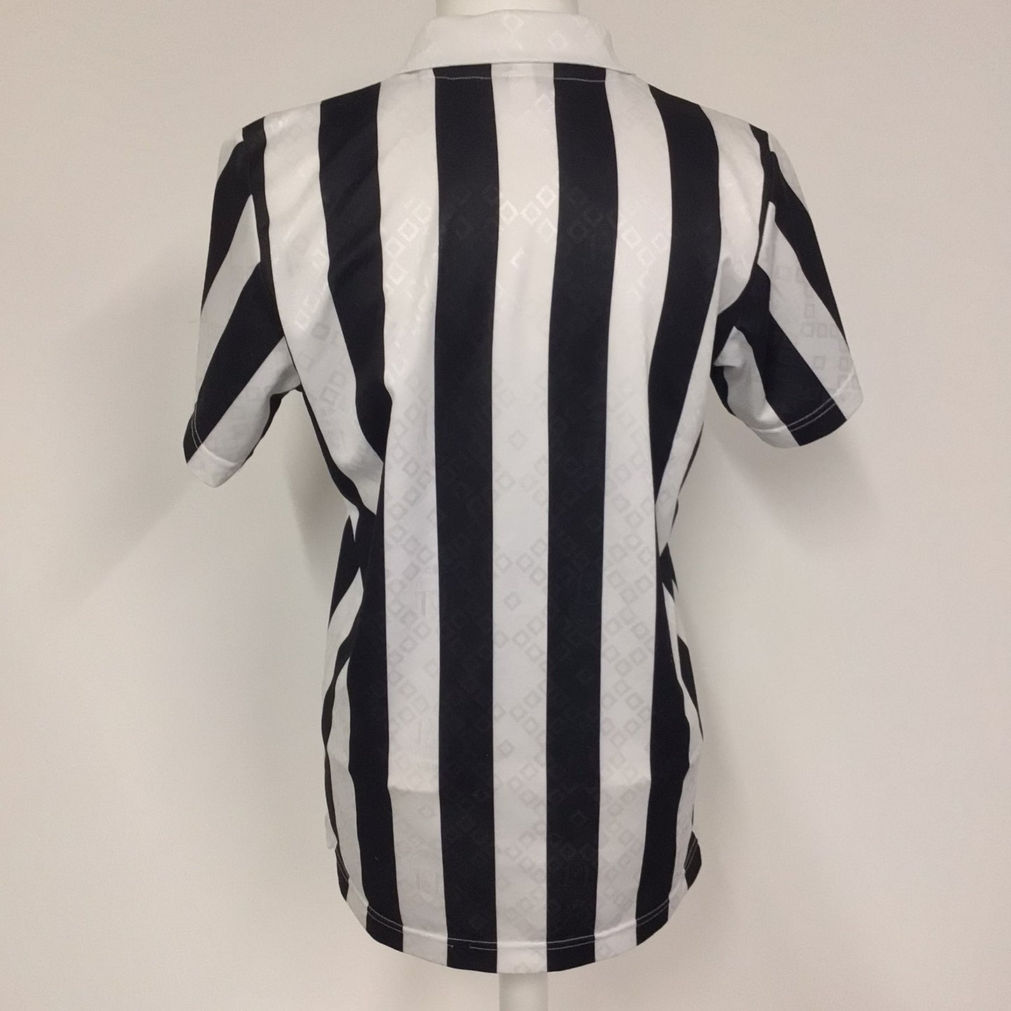 Juventus Black & White Striped Football Shirt Replica 1992/1993 Size S