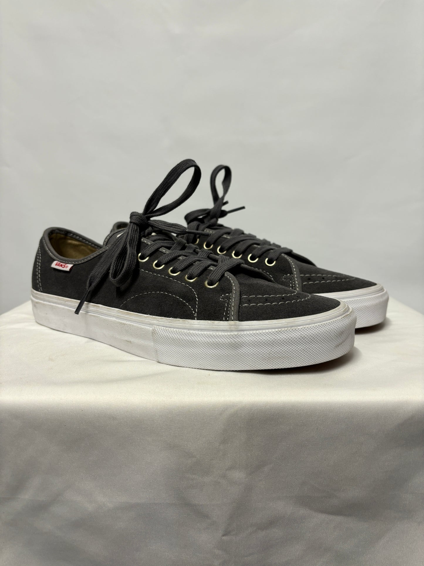 Vans Pro Grey AV Classic Skate Shoe 8