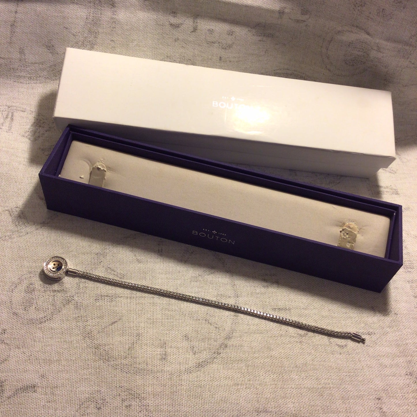 Bouton Silver 925 Button Bracelet w/Box