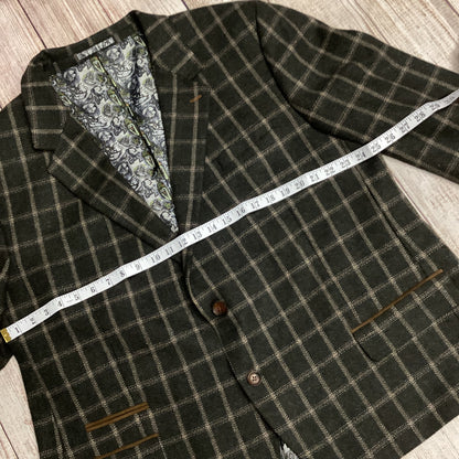 Fellini By Slaters Green Grey Checked 3 Piece Wool Rich Suit Size 52s L22”