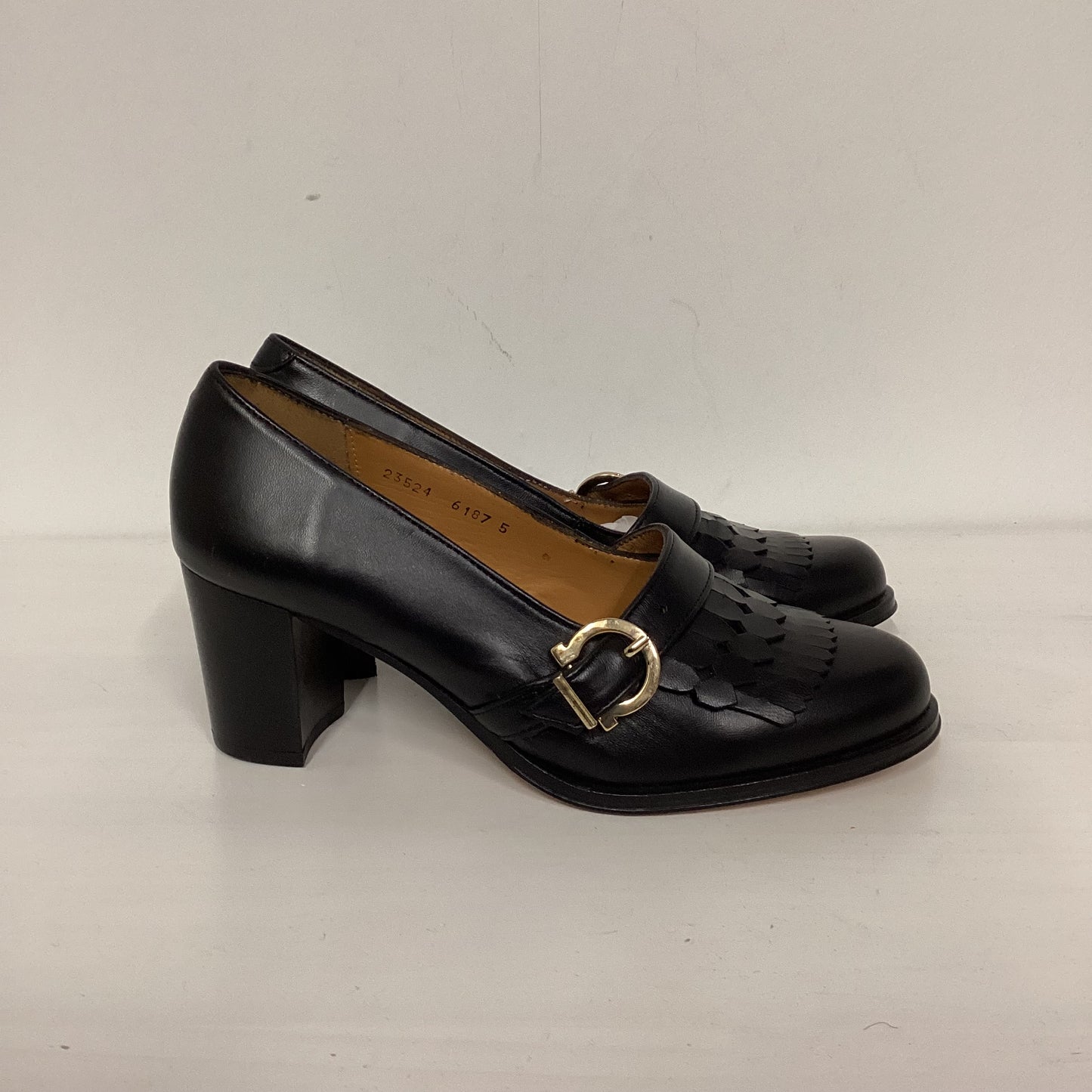 House of Bruar Black Leather Heeled Court Buckle Shoes Size 5