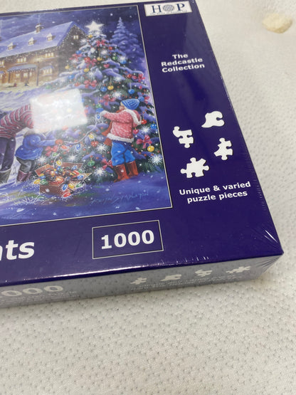 1000 piece Jigsaw Twinkling Lights Christmas The Redcastle Collection