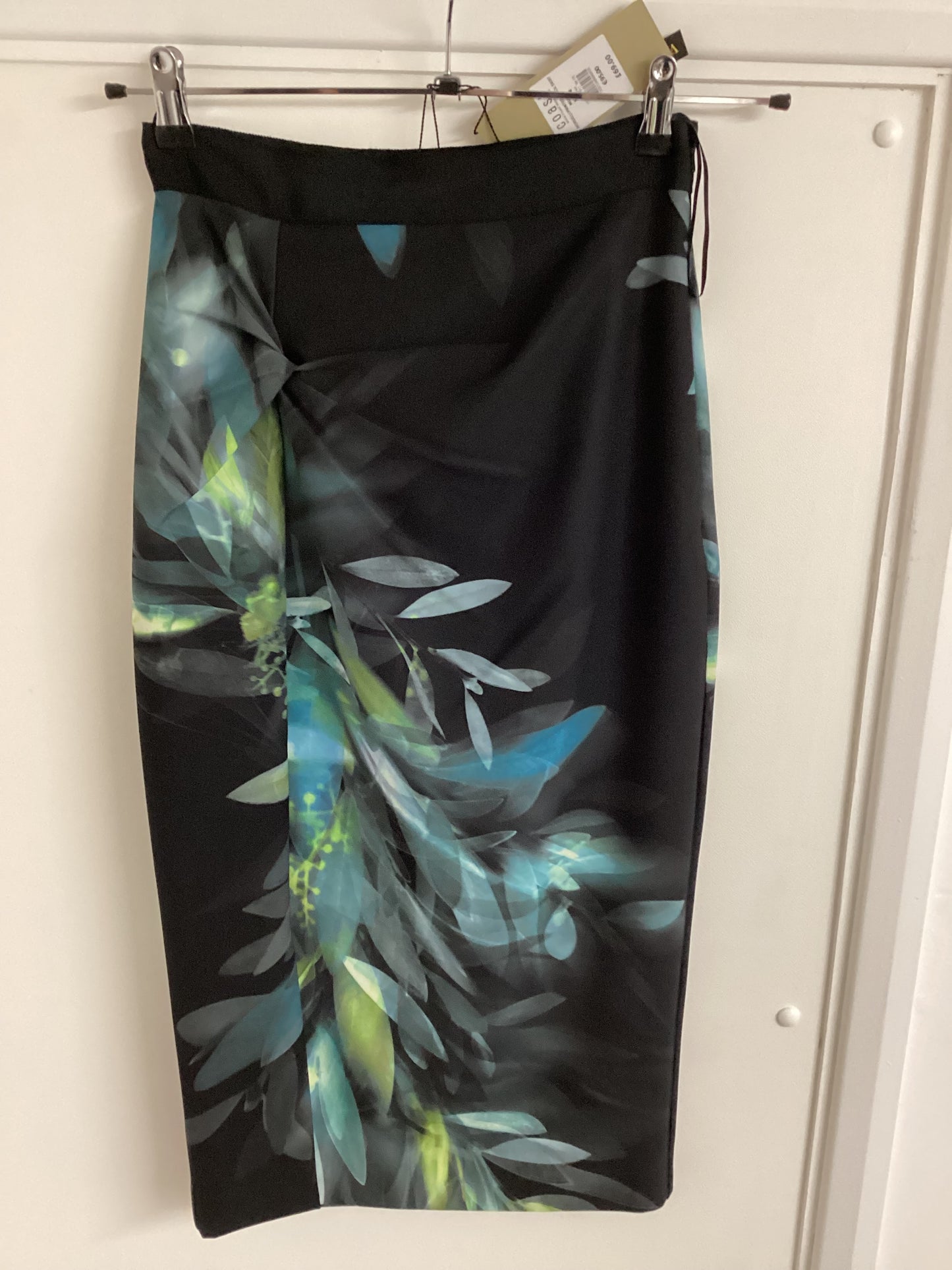 BNWT Coast Morselli Printed Multi Coloured Pencil Skirt Size 8
