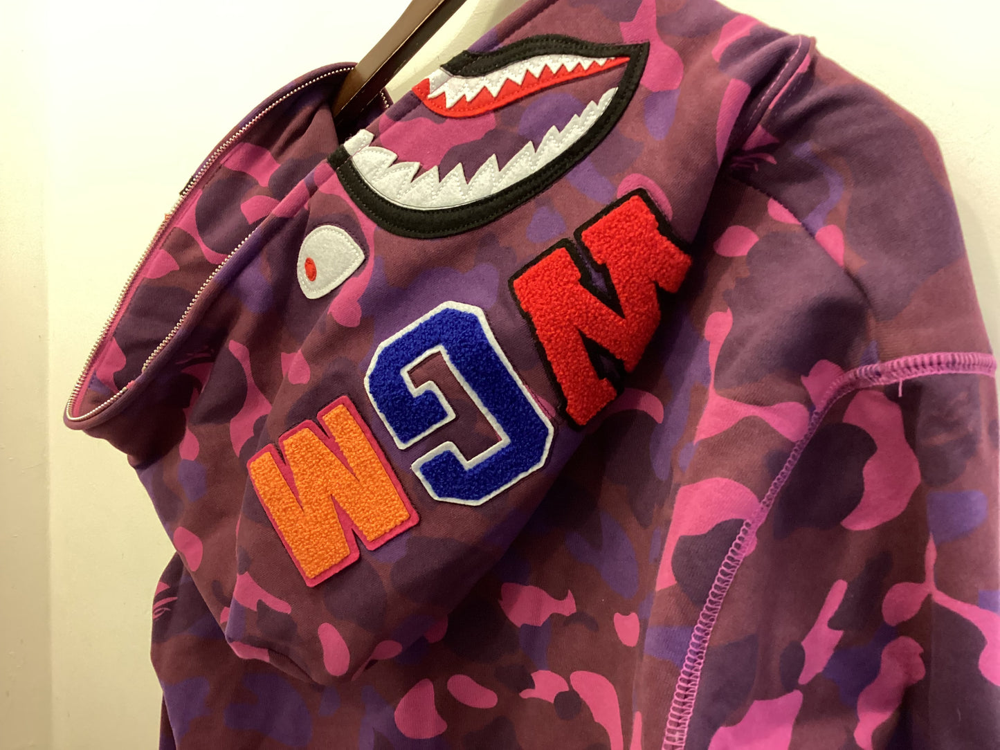 BNWT A Bathing Ape X-LARGE Camo Hoodie