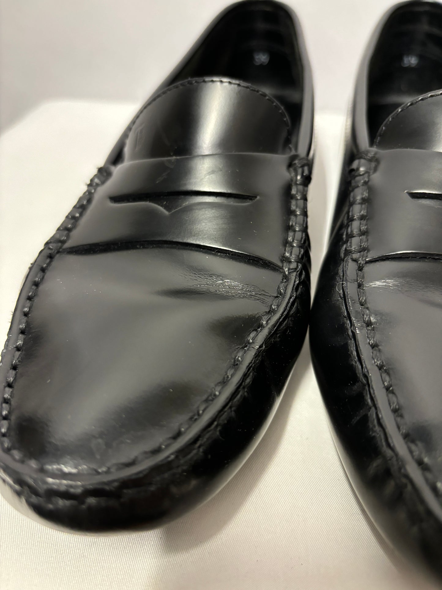 Tod's Black Leather Slip On Driving Shoes in Box 6/39