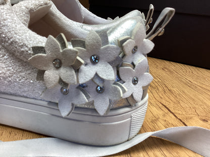 KG Kurt Geiger London White Glitter Sneakers Size UK 4