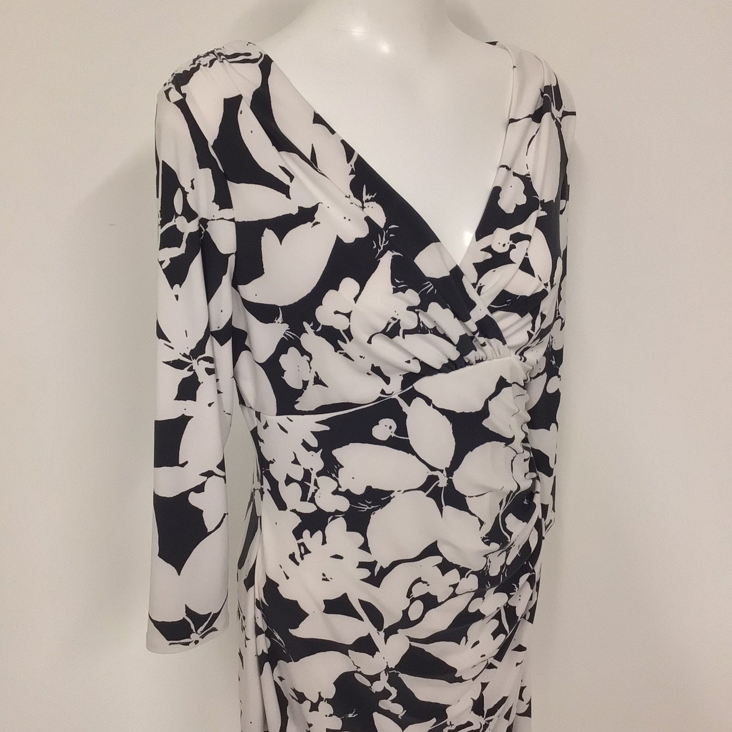 Ralph Lauren Black & White Floral V Neck Dress Size 12