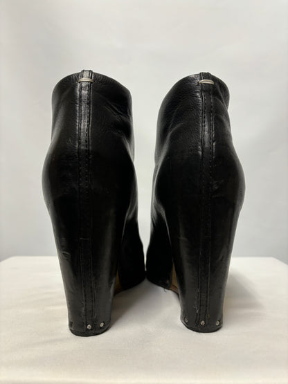 Maison Martin Margiela Black Leather and wood Wedge Heel Boots 4.5