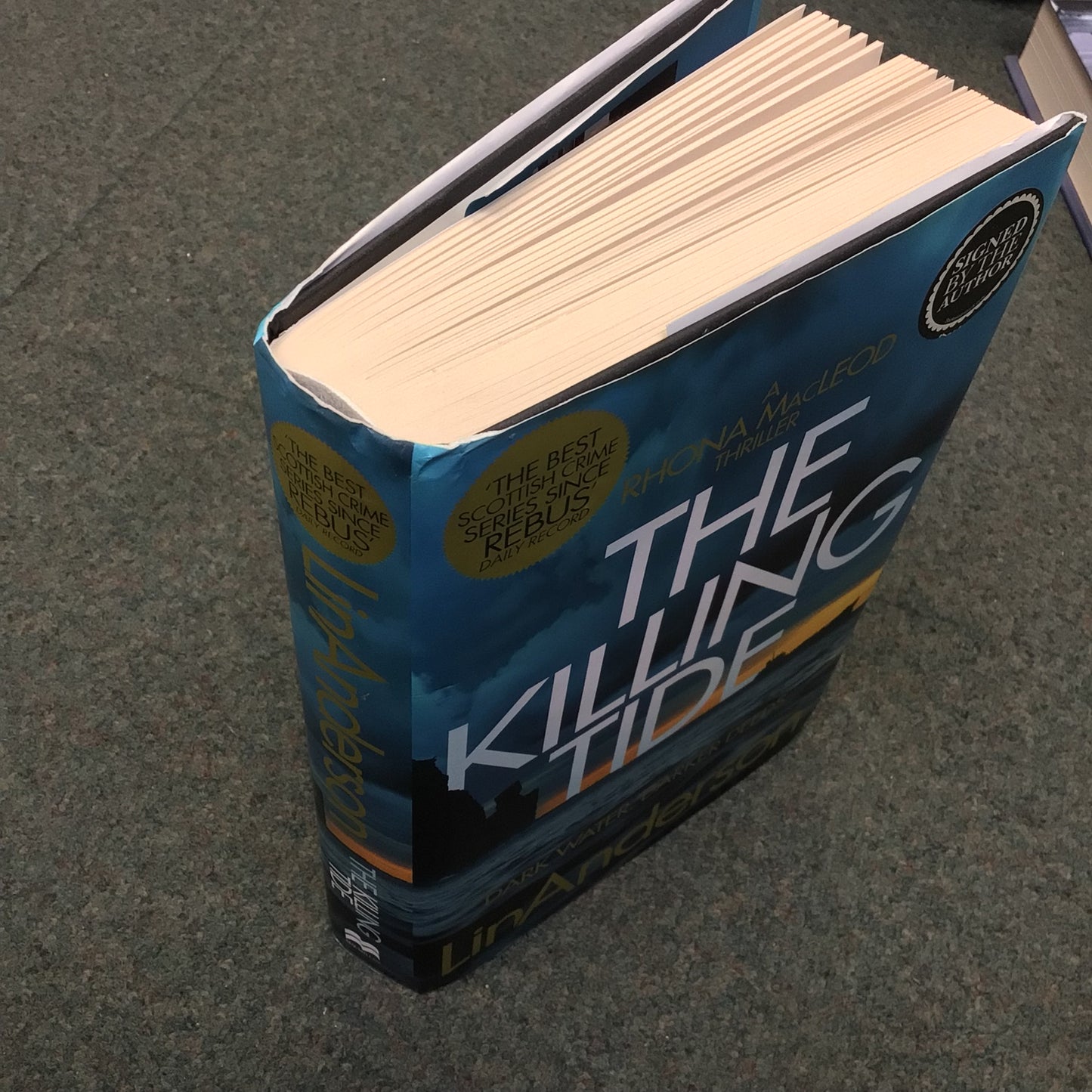 The Killing Tide by Lin Anderson (Signed, 2021)