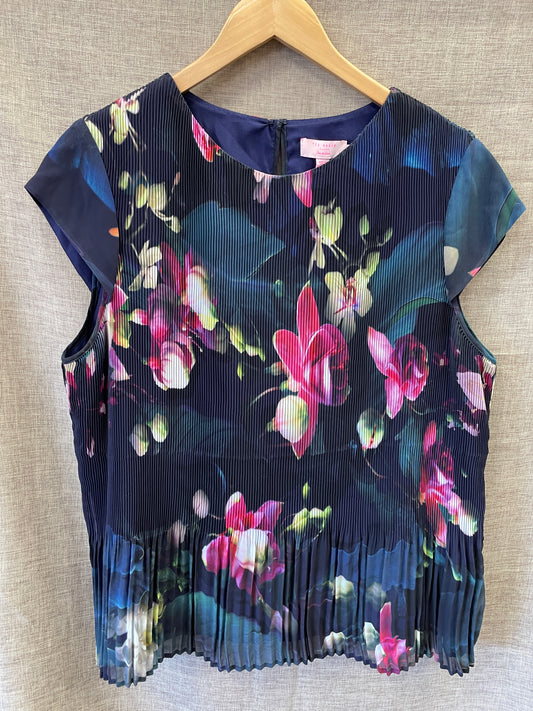 Ted Baker Navy Floral Pleated Short Sleeve Top Size 5 UK 16