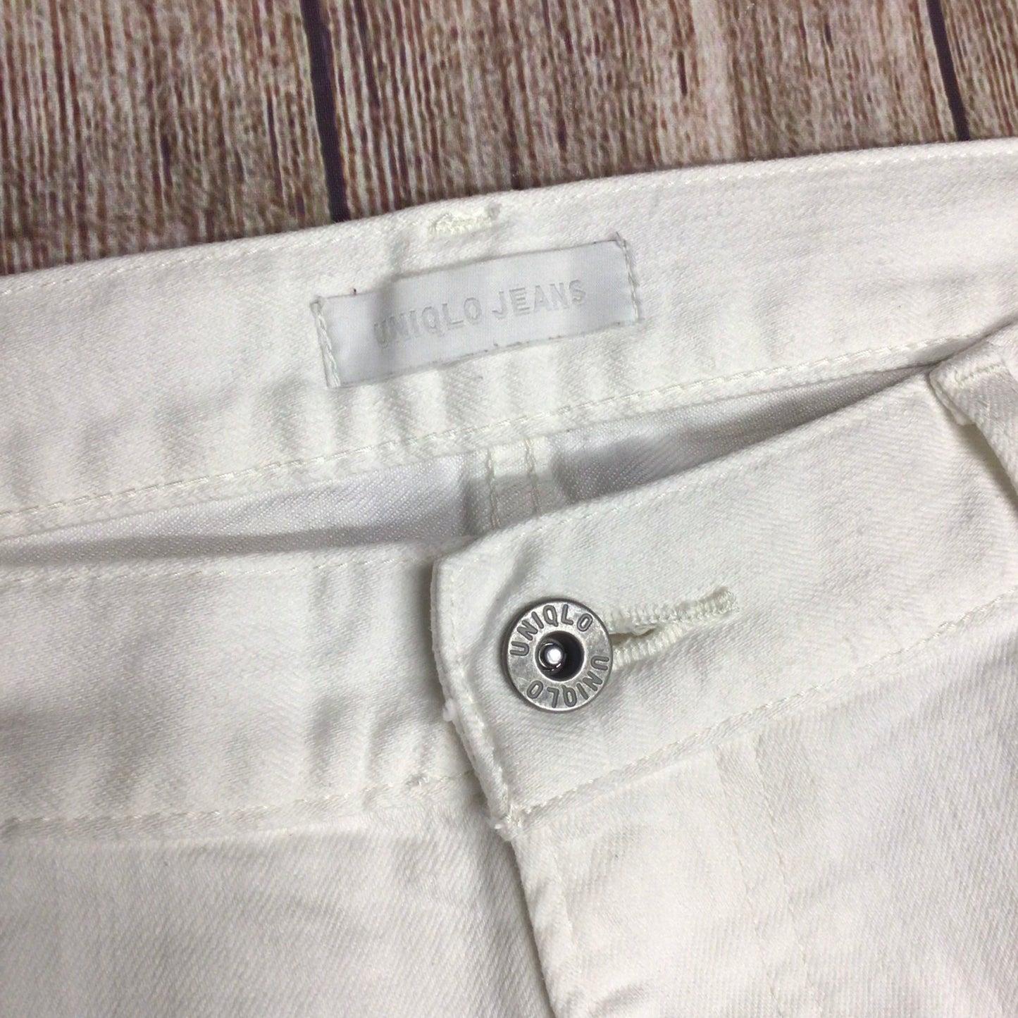 Uniqlo White Cotton Blend Jeans Size W36