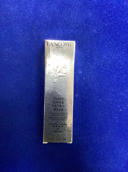 Lancôme - Teint Idole Ultra Wear 13 BNIB