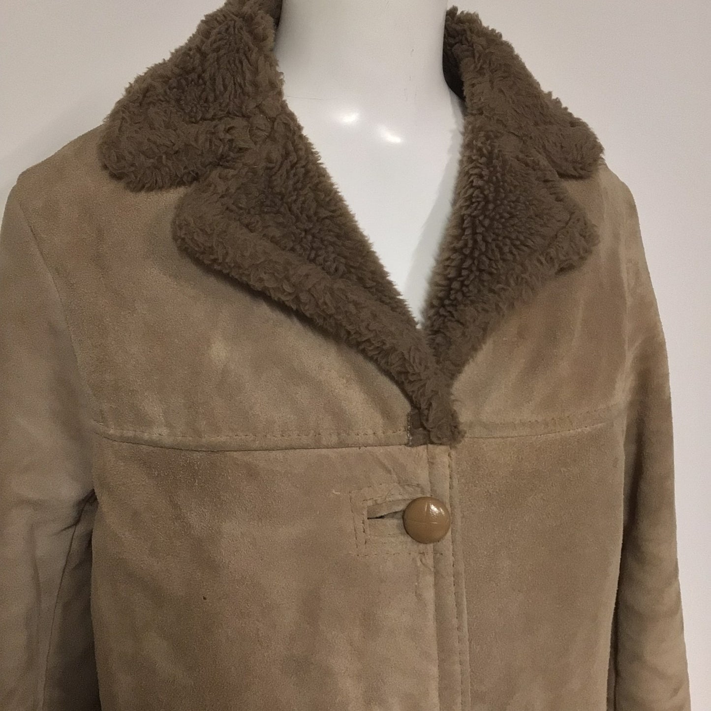 Royal Pelts Handmade in England Brown Sheepskin Coat Size Ch 40"