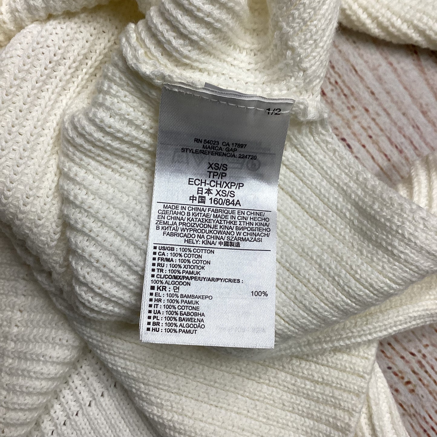 BNWT Gap Cream Cotton Knitwear Size XS/S