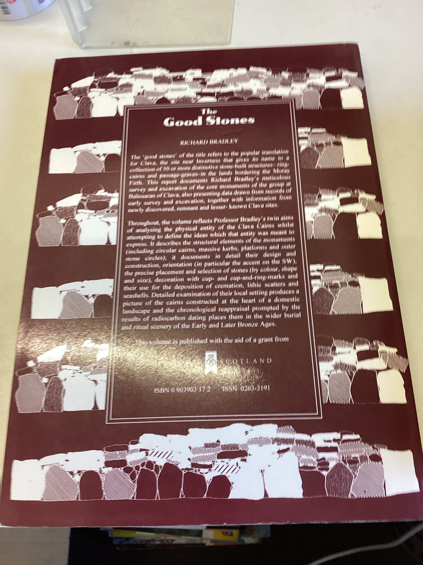 The Good Stones A New Investigation of The Clava Cairns Society of Antiquaries Of Scotland  17 Richard Bradley