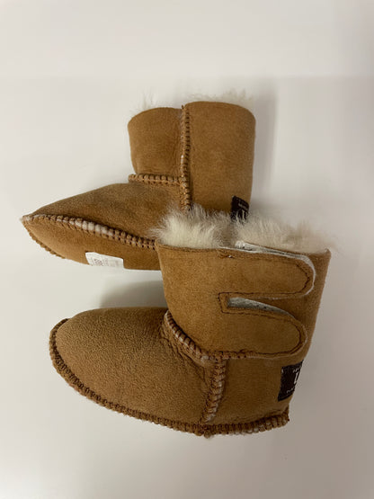 Ozwear Connection Tan Baby Uggs Sheepskin Boots Size 0 - 3 Months