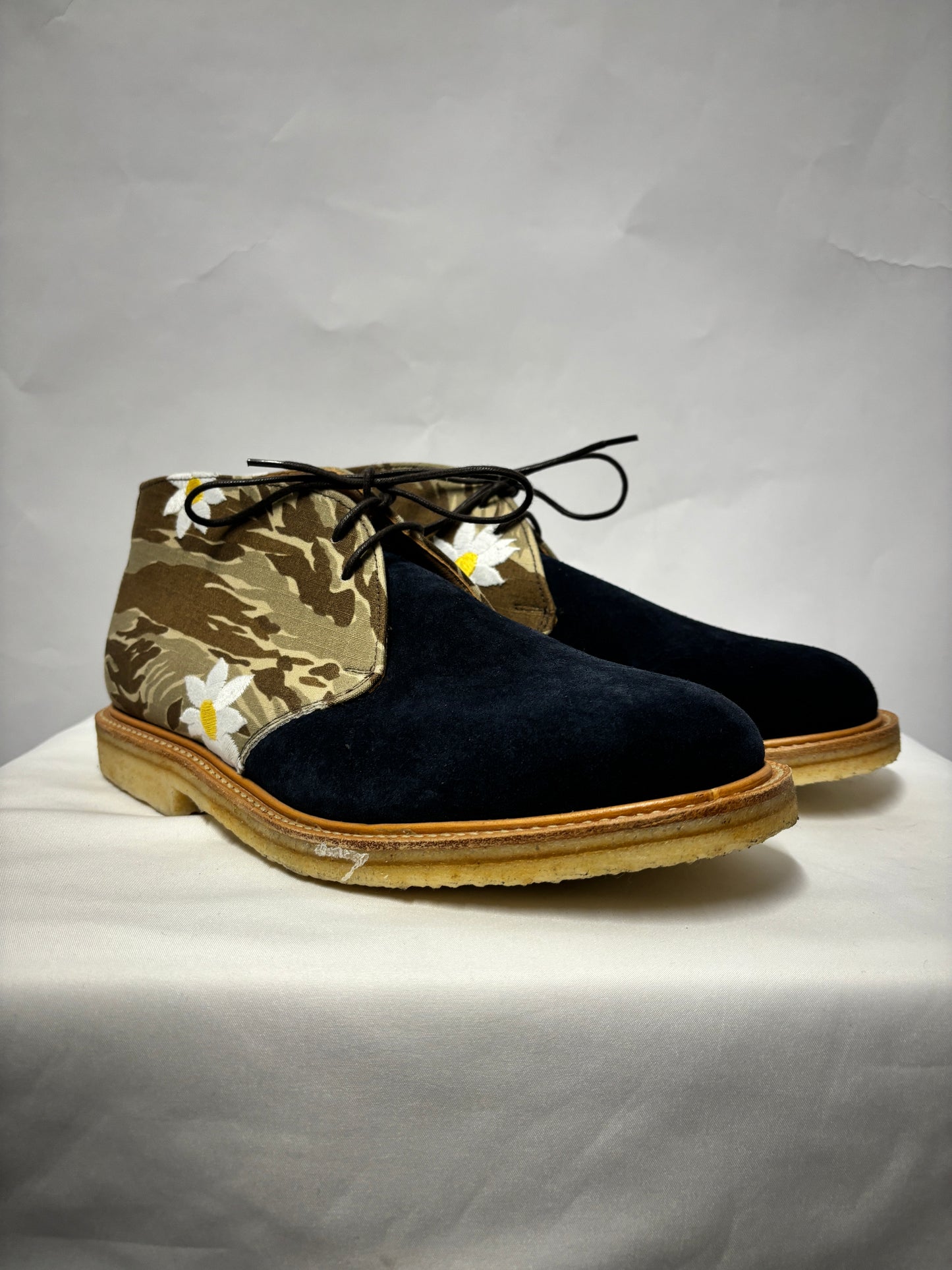 Mark Mcnairy New Amsterdam Suede and Camo Daisy Desert Boots 7