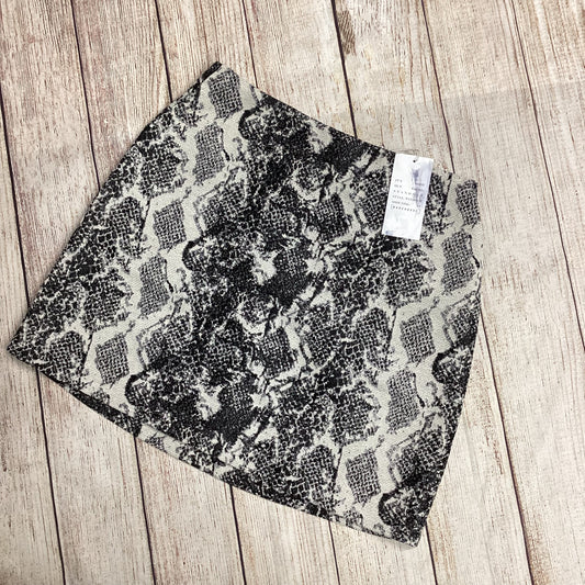 BNWT Warehouse Jaquard Snake Print Mini Skirt Size 12