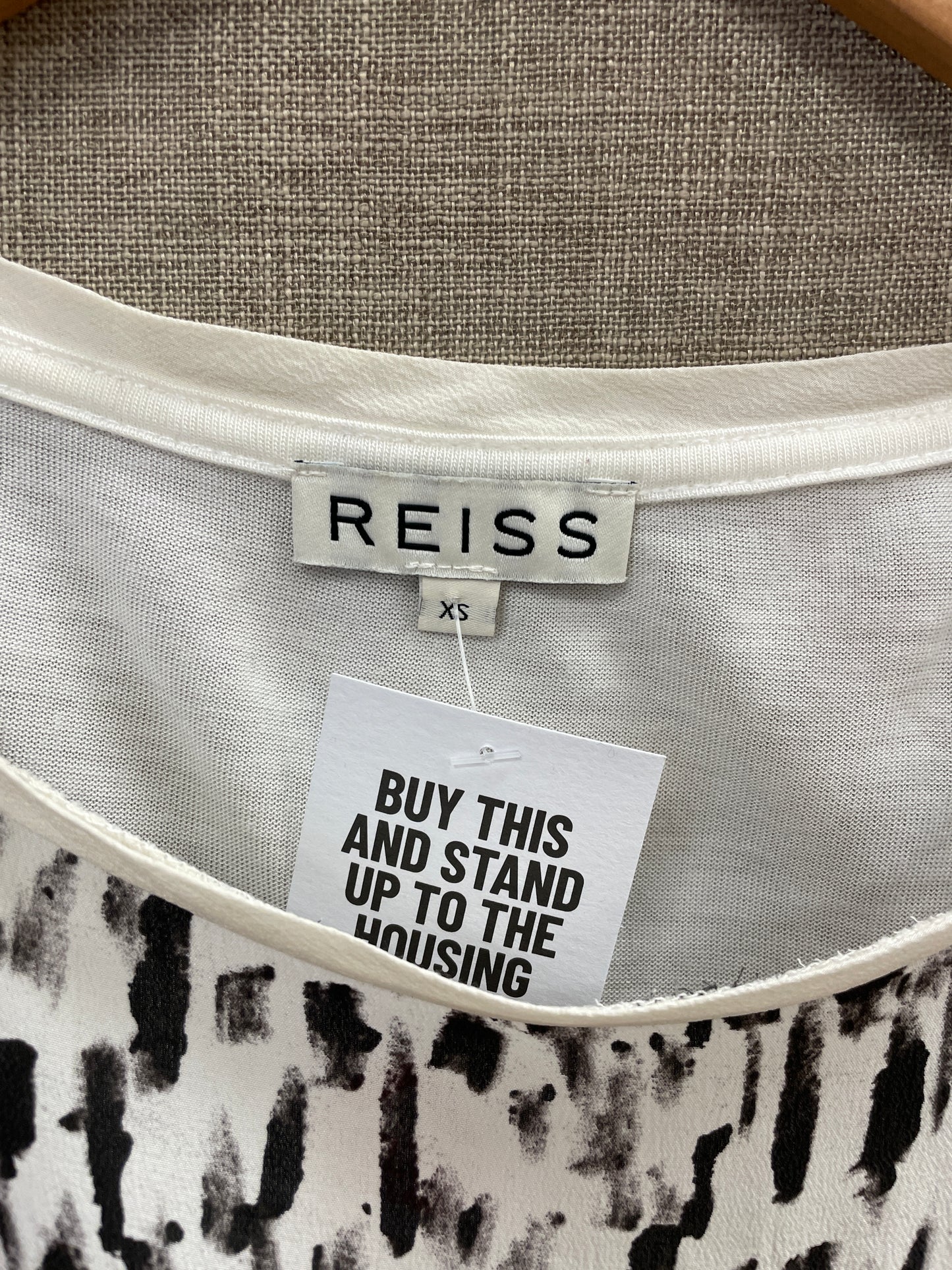 Reiss Silk Cream Black Sleeveless Vest Top Extra Small