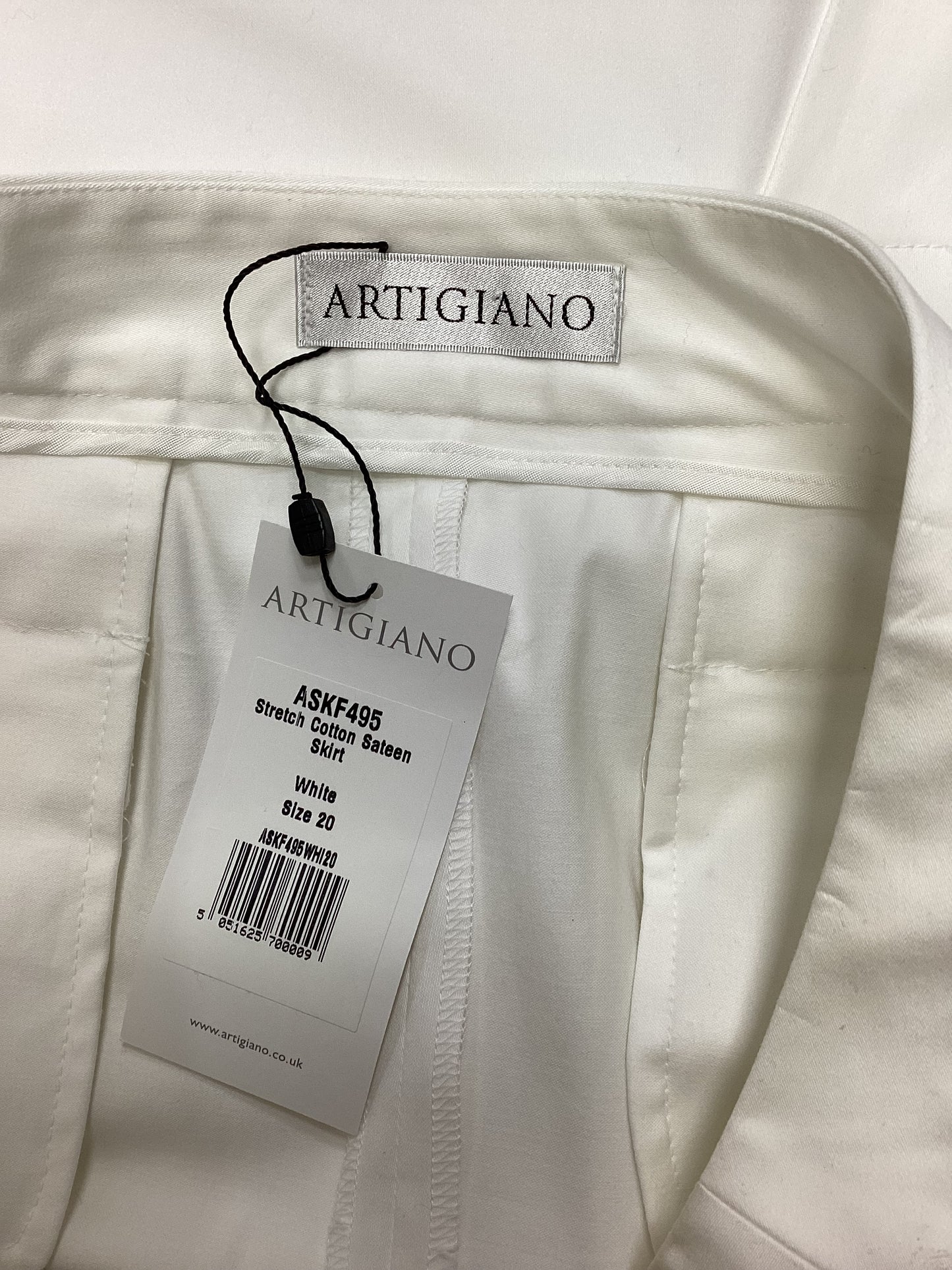 BNWT Artigiano White Pencil Skirt Size 20