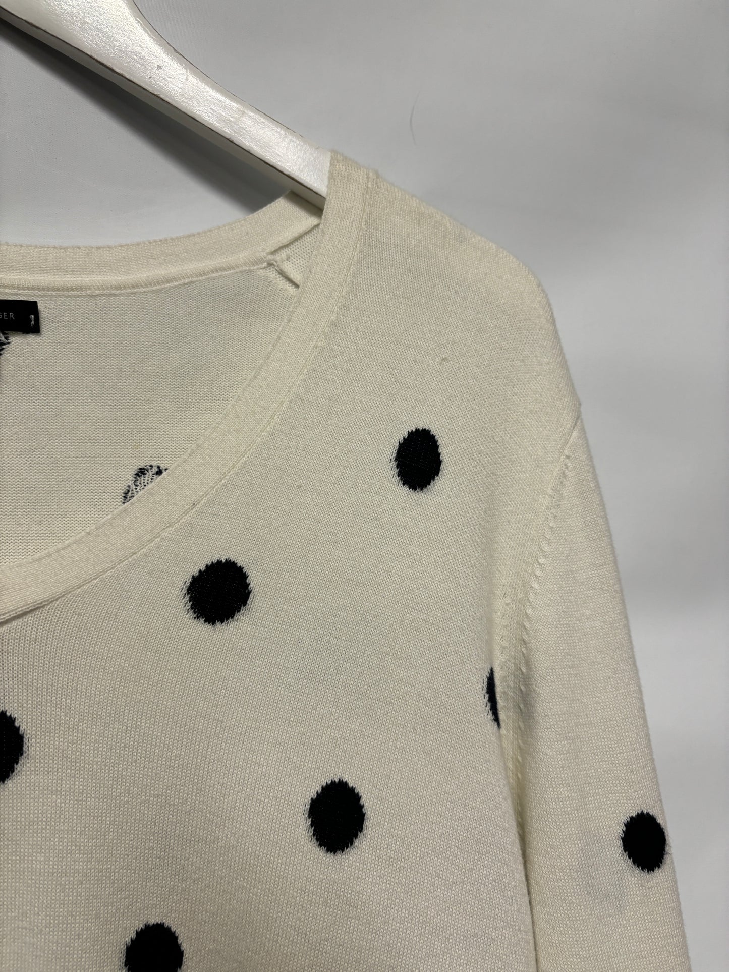 Tommy Hilfiger White and Navy Cotton Polka Dot V-neck Jumper Large