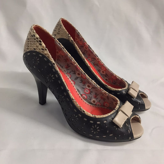 Poetic Licence Black Taupe Peep Toe Heels w/Faux Snake Print Size UK 5.5 (EU 38)