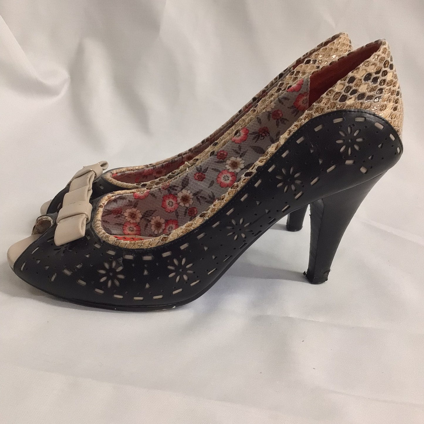 Poetic Licence Black Taupe Peep Toe Heels w/Faux Snake Print Size UK 5.5 (EU 38)