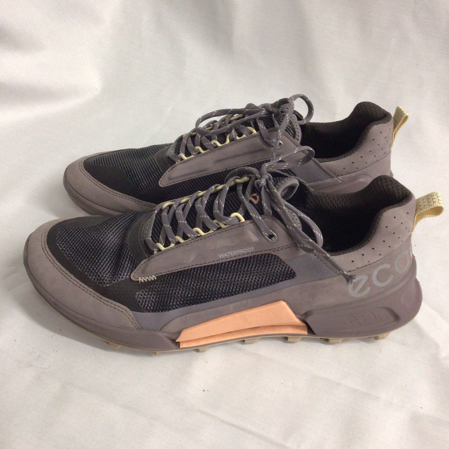 Ecco Biom 2.1 Purpley Grey Nubuck Waterproof Hiking Trainers Size UK 7.5