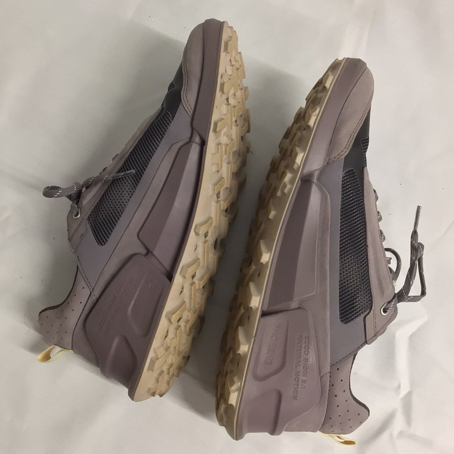 Ecco Biom 2.1 Purpley Grey Nubuck Waterproof Hiking Trainers Size UK 7.5