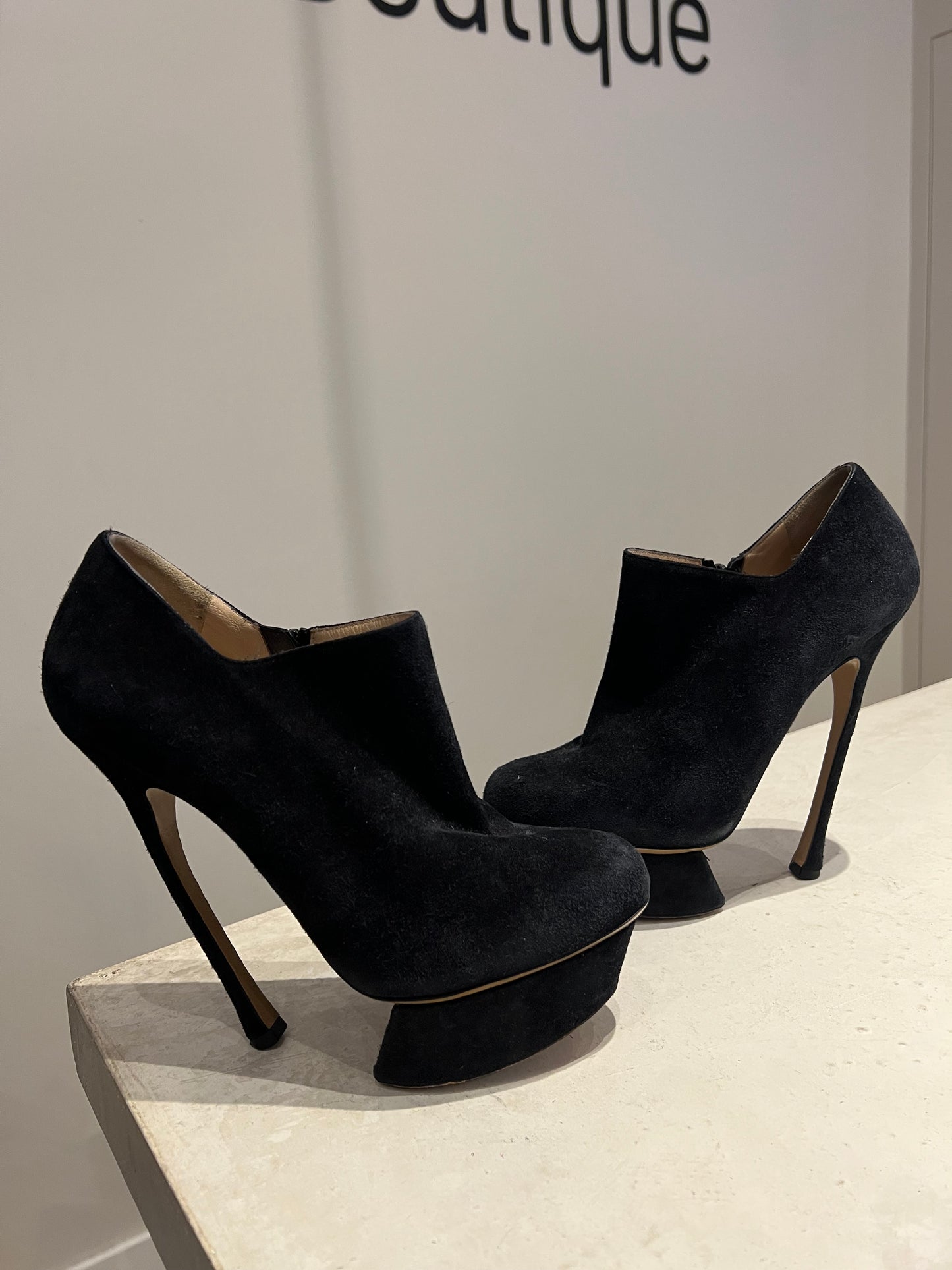 Nicholas Kirkwood Black Platform Ankle Boots Size 5