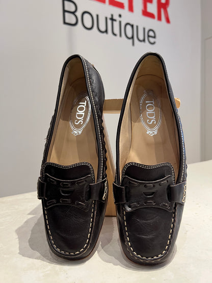 TOD's Brown Leather Loafers Size 4