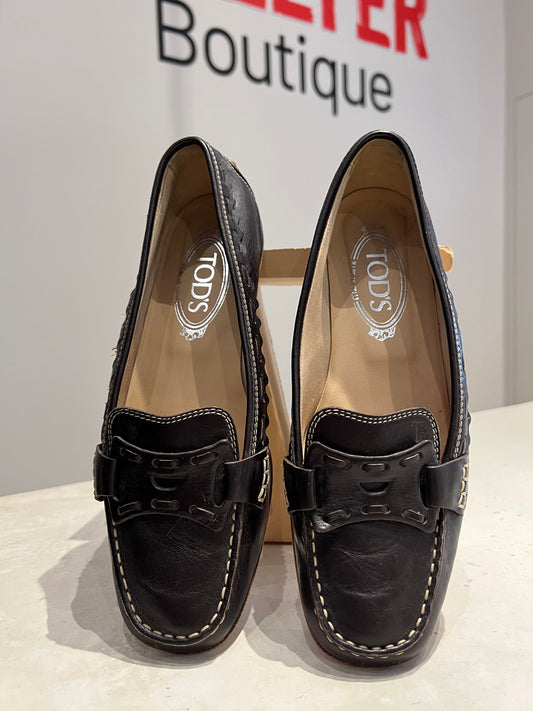 TOD's Brown Leather Loafers Size 4