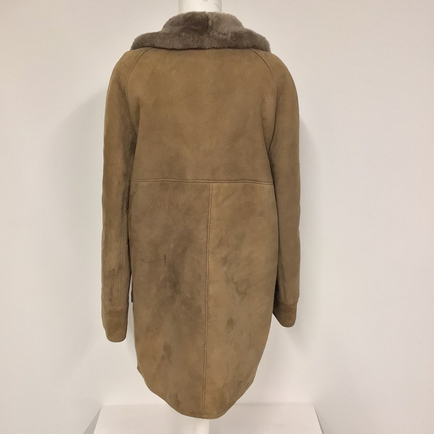 Skin Flair Beige & Brown Sheepskin Coat Size 40 (102cm)