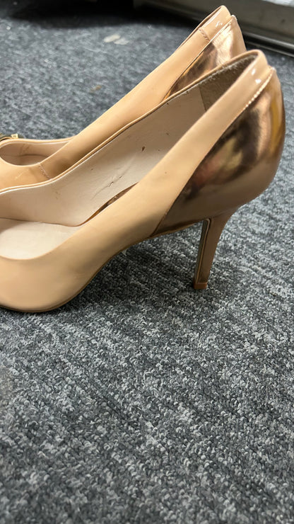 Jorge Biscoff Designer Shoe, Rose Gold/ Cream, Size 4, Kitten Heel, Mother of Bride