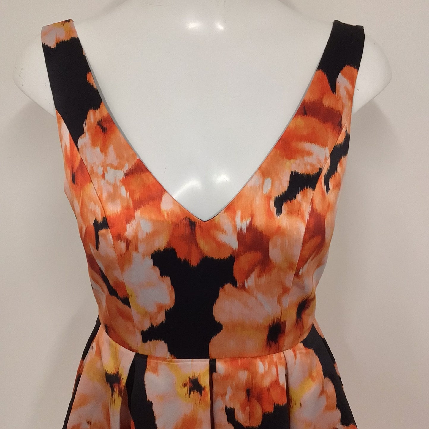 BNWT Bardōt Orange Floral V Neck Skater Dress Size 8